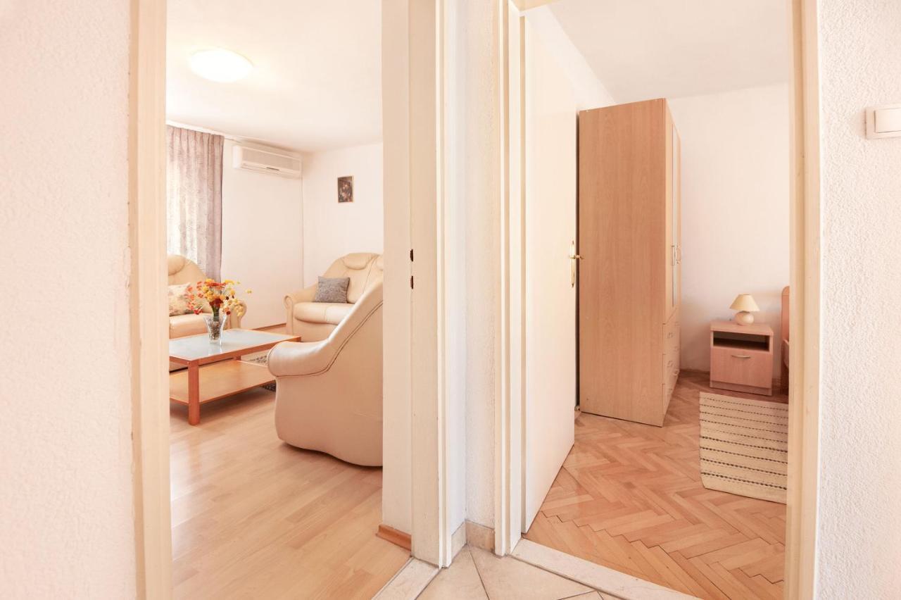 Apartments Milica Kaštela Exterior foto